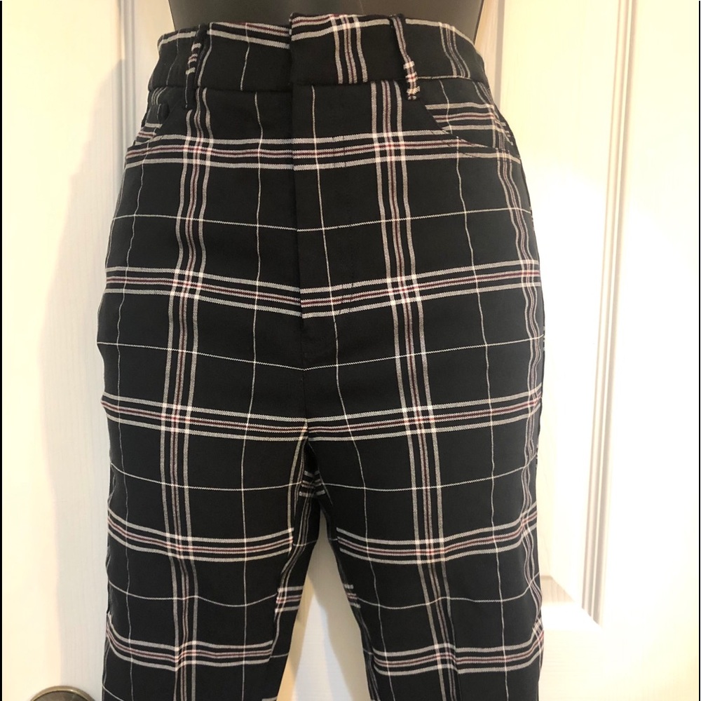 FOREVER 21 PLAID PANTS